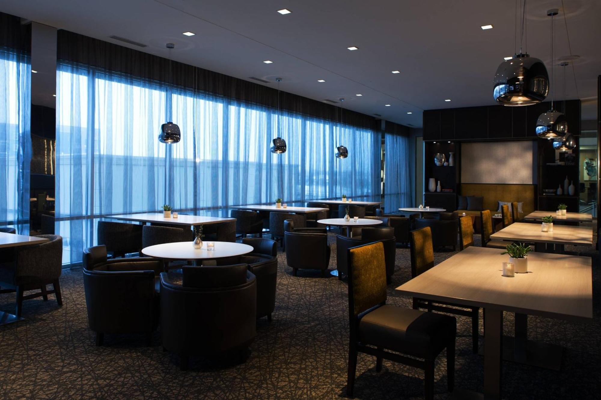 Ac Hotel Cincinnati At Liberty Center Вест-Честер Екстер'єр фото