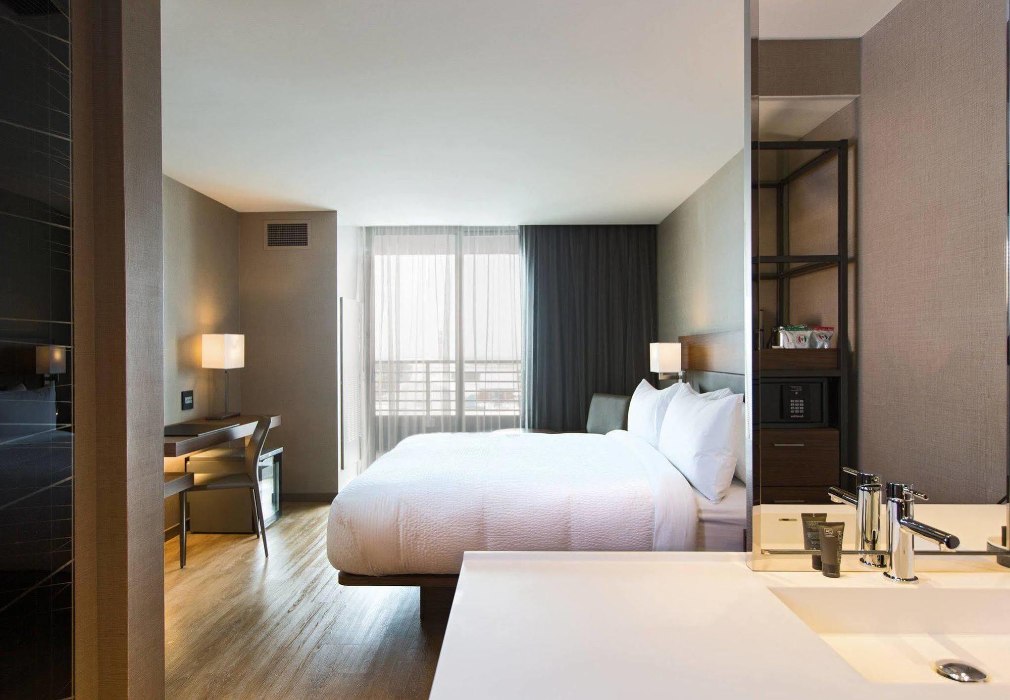 Ac Hotel Cincinnati At Liberty Center Вест-Честер Екстер'єр фото